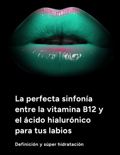 GLOSSY LIPS