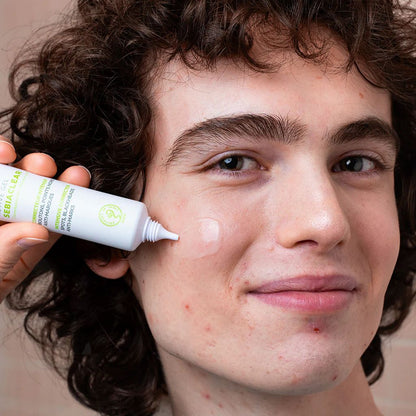 SVR Sebiaclear Active Gel Corrector